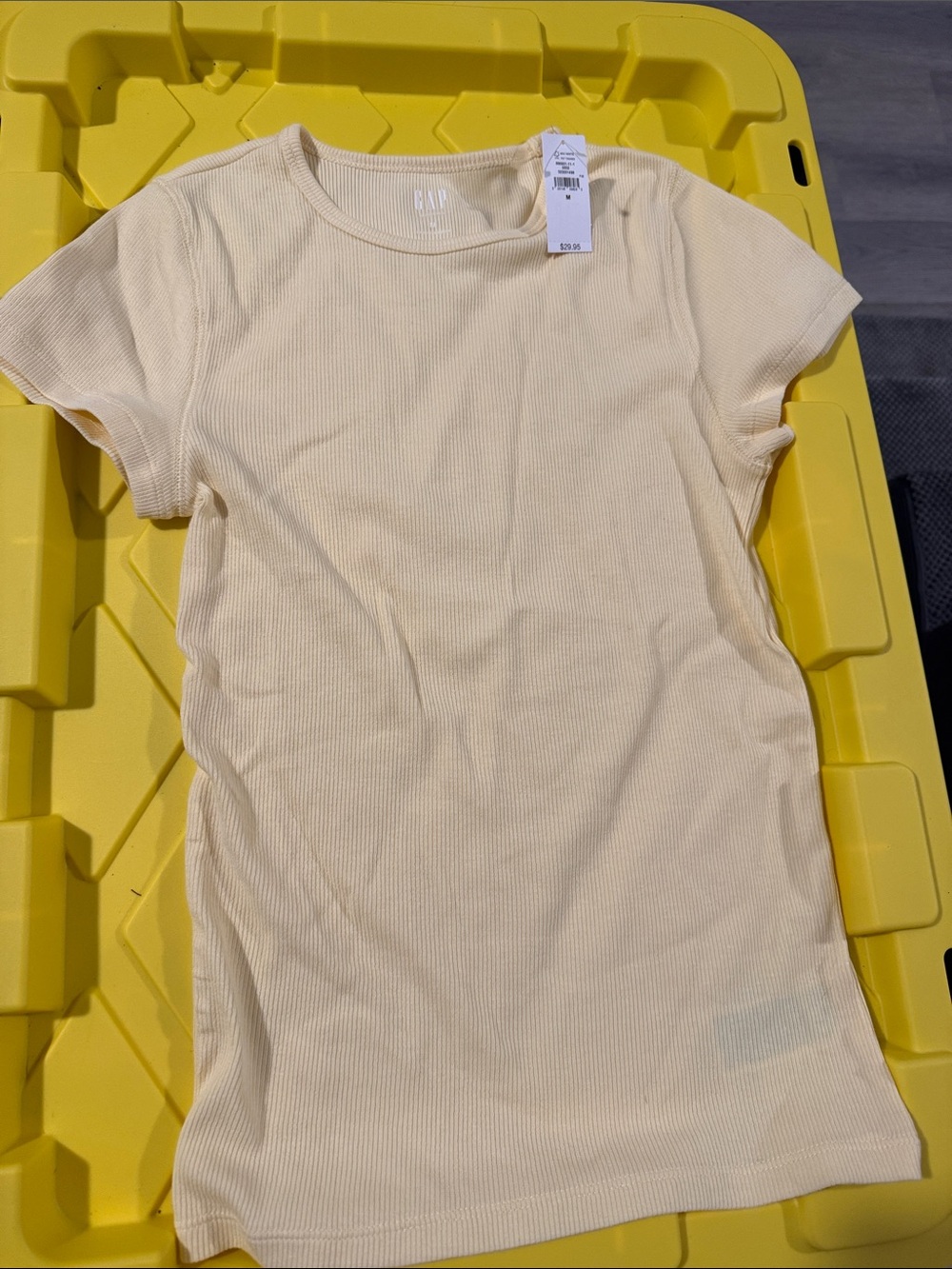 GAP Ribbed Short Sleeve Tee in Pale Yellow